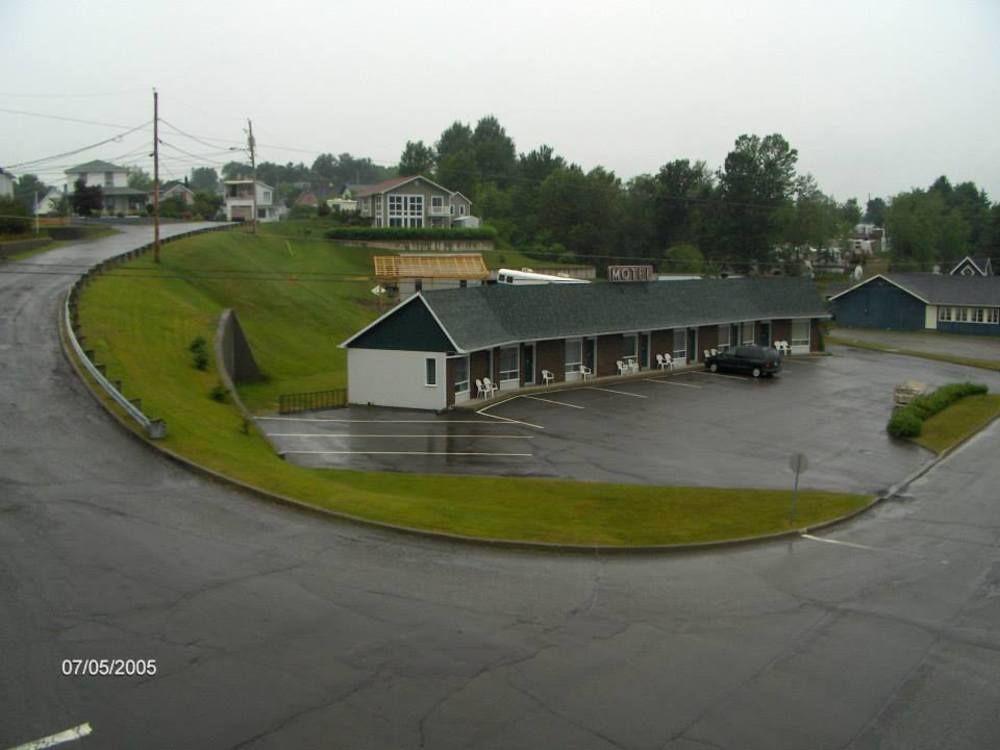 Motel Royal Cabano Екстер'єр фото