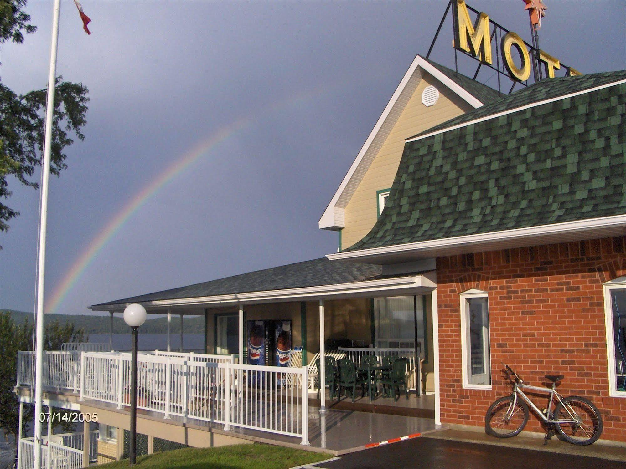 Motel Royal Cabano Екстер'єр фото
